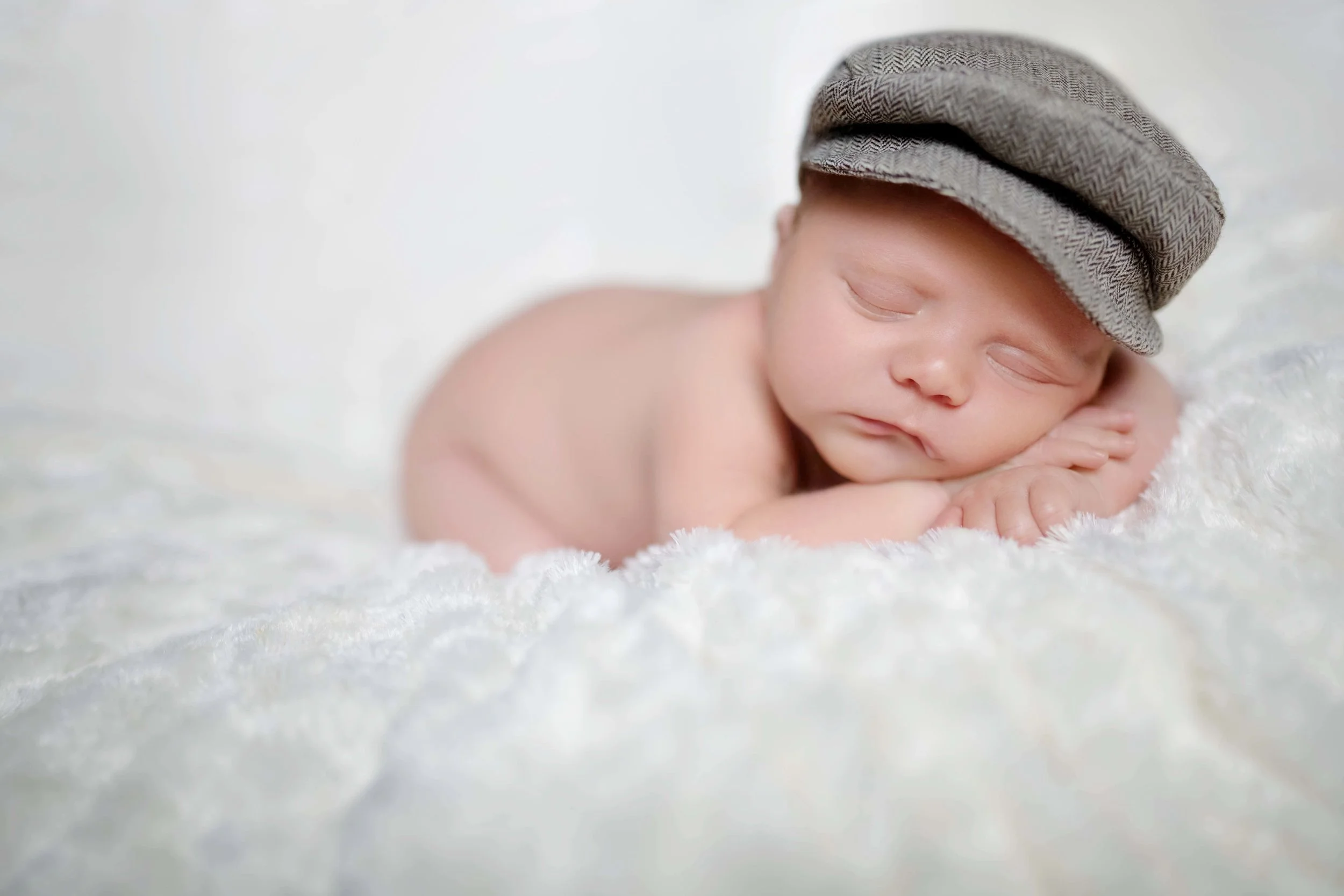 The Leinenbach's Welcome Newborn Baby, Owen!