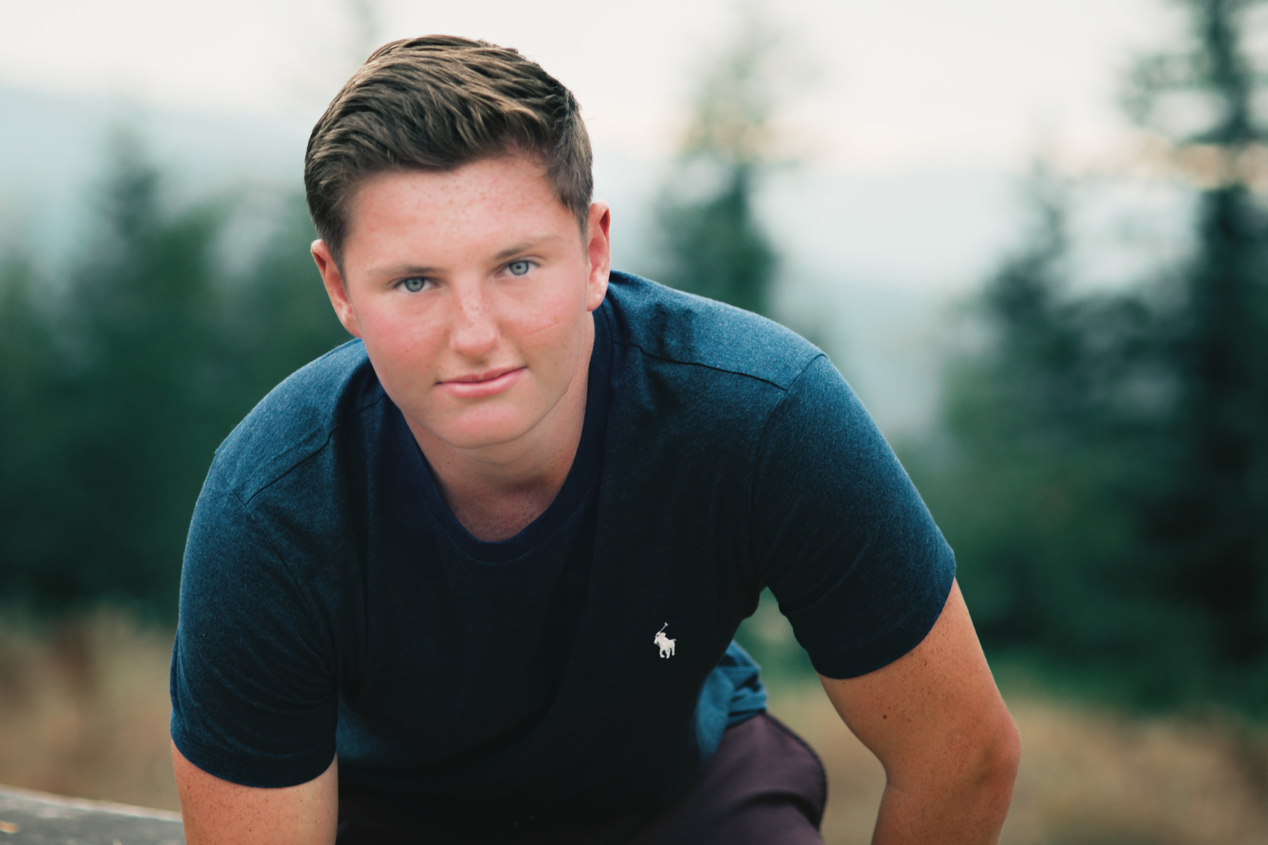 Next Level Senior Photos: A Dog, A Classic Ford Bronco and an Epic View