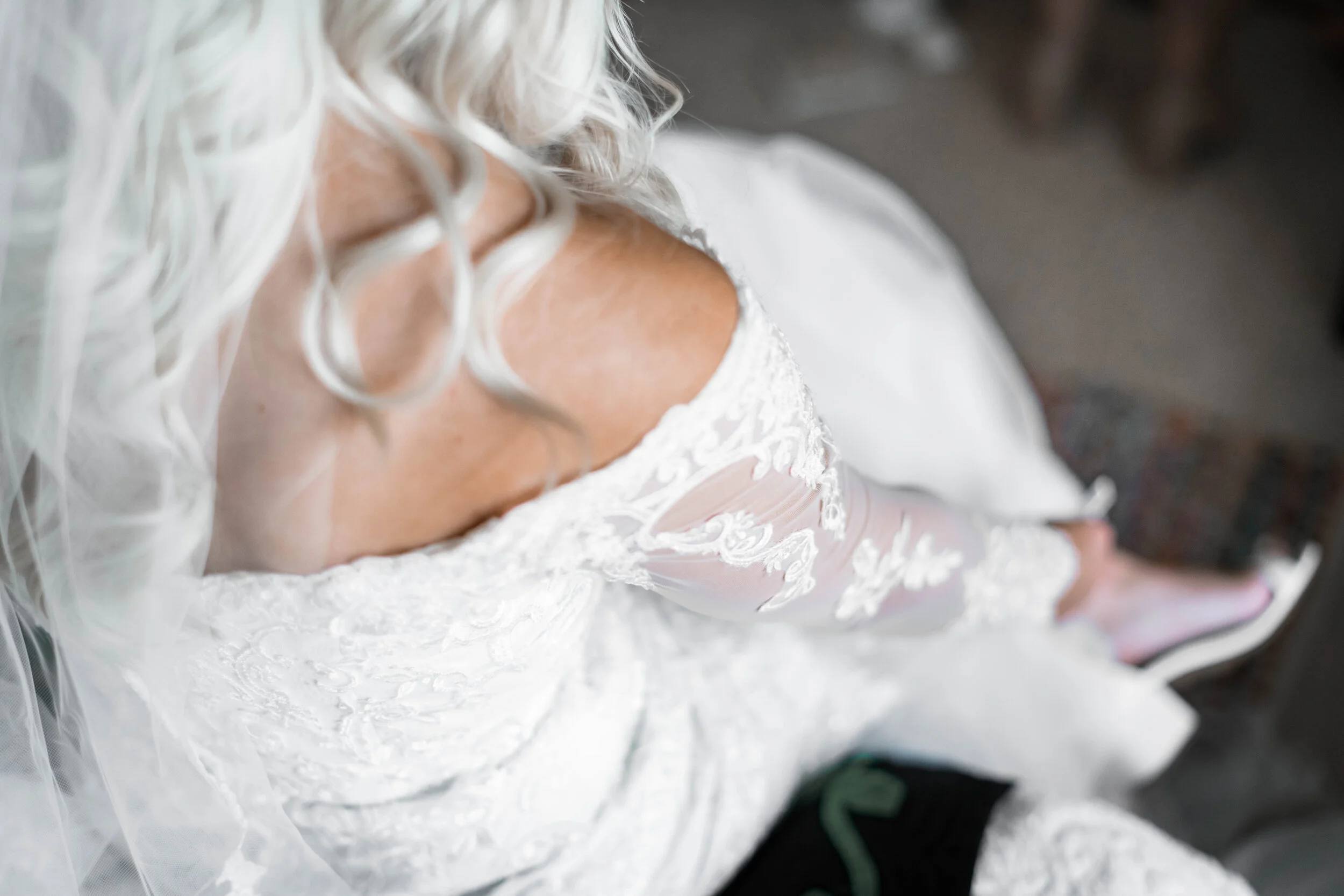 Kaylee Wedding Sneak Peeks-27.jpg