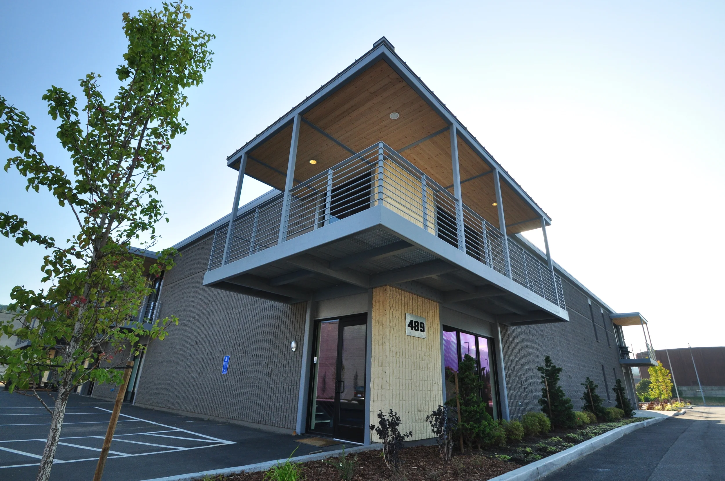 kdc lot 8 renovation- hood river, oregon