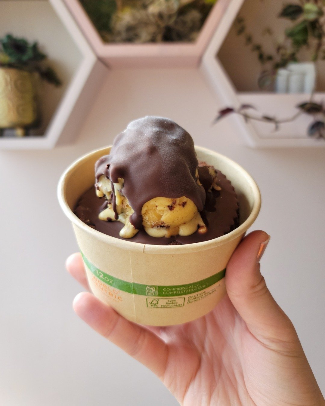 If you're looking for a particularly indulgent treat this weekend, Amanda's April Sundae has been a really popular one these past couple weeks! With layers of fudgy brownie rounds, Peanut Butter Fudge Crunch ice cream, and peanut butter and chocolate