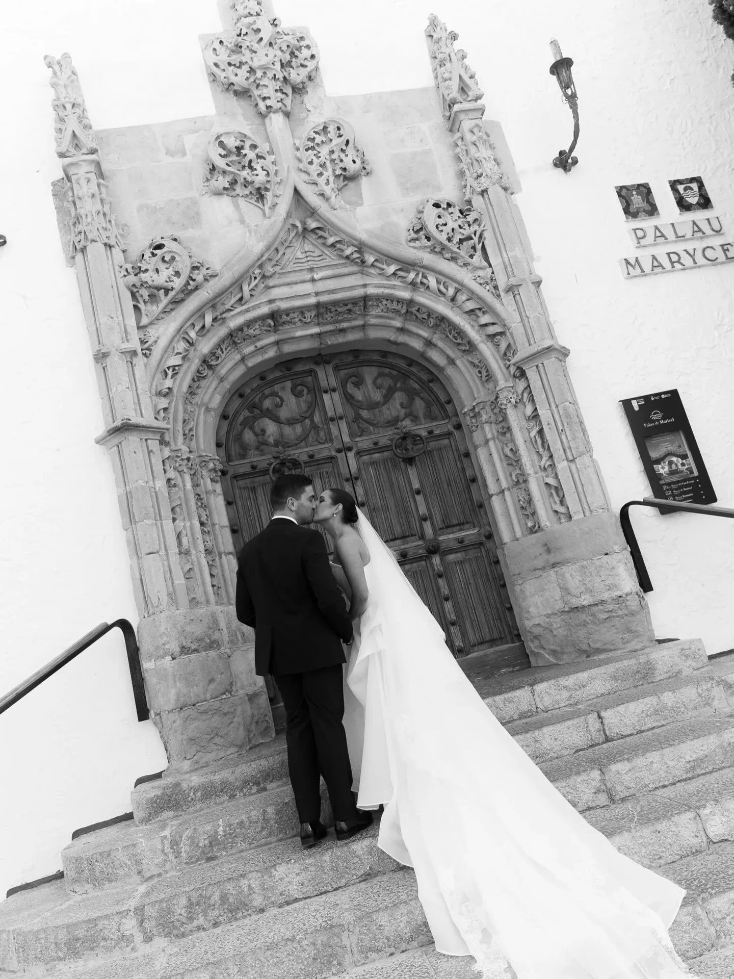 josephine on julia.. just perfect 🥀