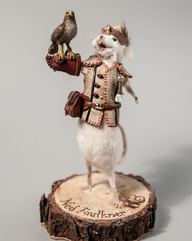 Falconers! Inspired by the parc at Le Puy Du Fou @le_puy_du_fou_officiel #mouse #taxidermy #falconer #hawk #curio #fauconnerie #souris