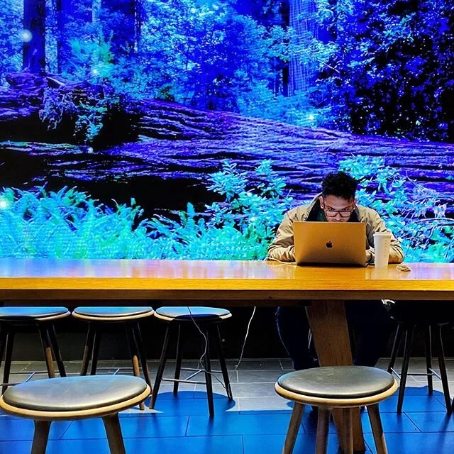 ALONE AT STARBUCKS

#starbucks #salesforce #salesforcepark #working #inthemoment #shotoniphone #mobilephotography #shootermag #myspc #urbanphotography #urban #downtown #sf #sanfrancisco #color #vibrant #alone #blue #candid