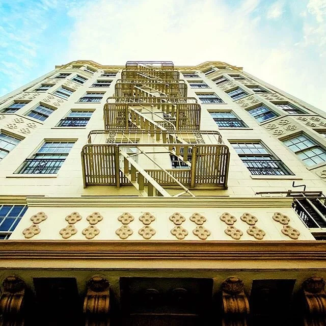 FIRE ESCAPE

#sf #sanfrancisco #urbanphotography #urban #inthemoment #shootermag #myspc #shotoniphone #building #architecturephotography #apartment