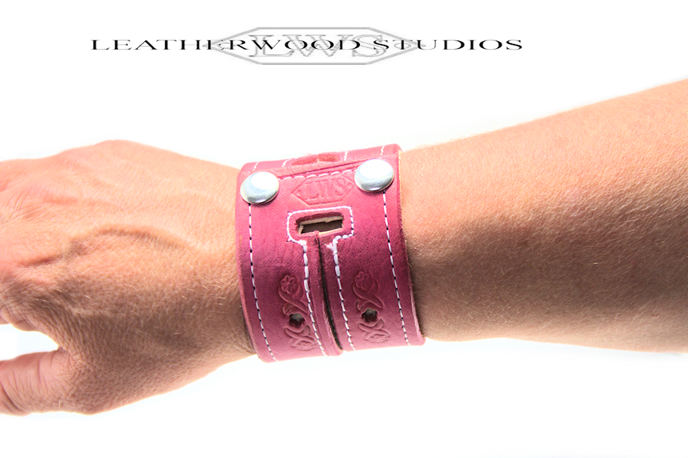luxury pink white wrist small.png