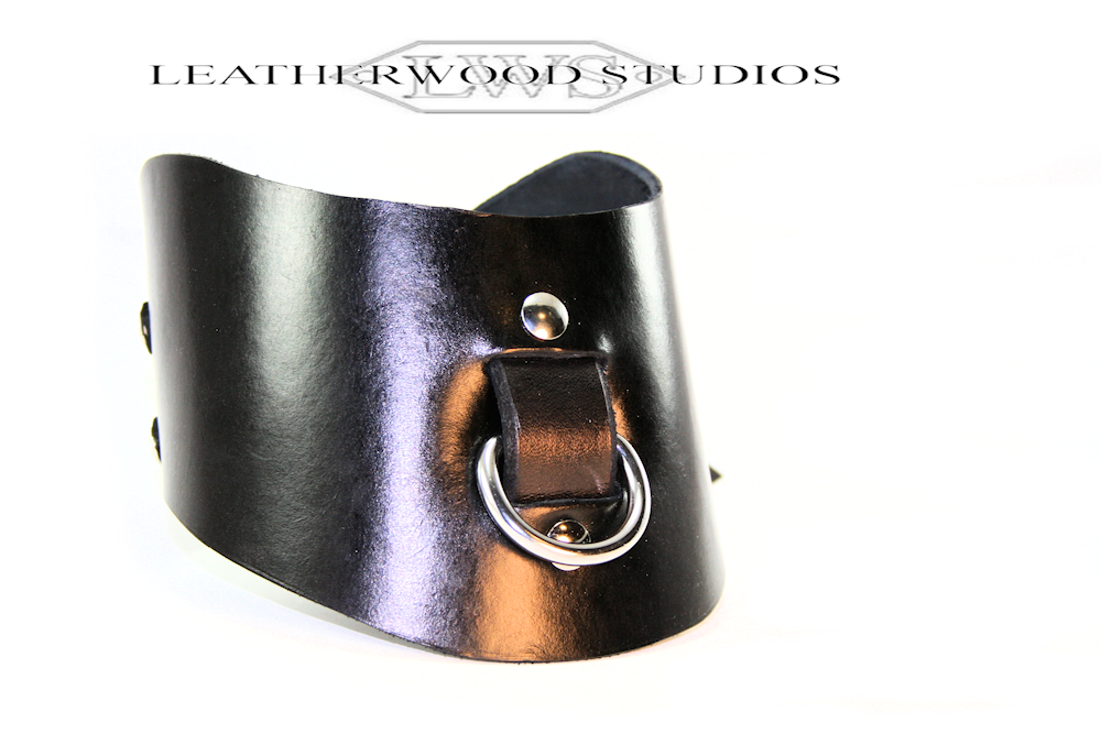 black posture collar.png