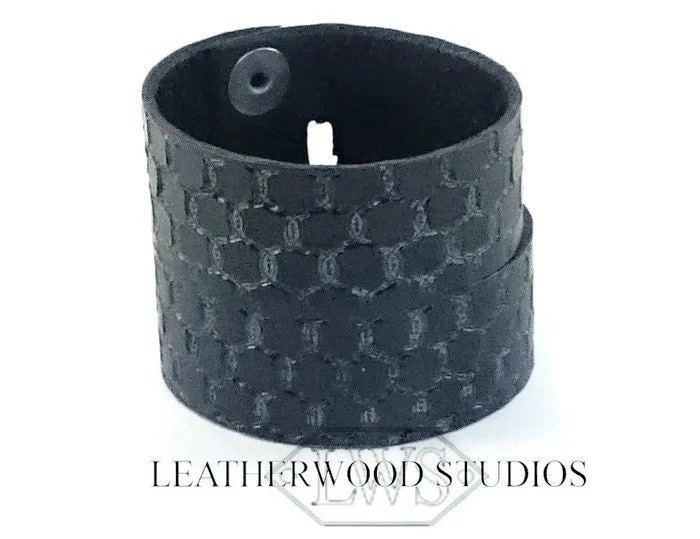 https://i.etsystatic.com/11591987/r/il/f5fd90/1049776500/il_fullxfull.1049776500_6q0a.jpg