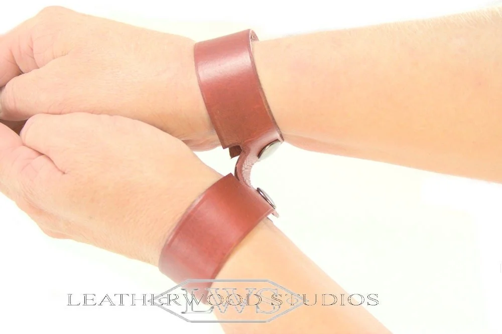 https://i.etsystatic.com/11591987/r/il/ae20fd/856545867/il_fullxfull.856545867_8ca6.jpg