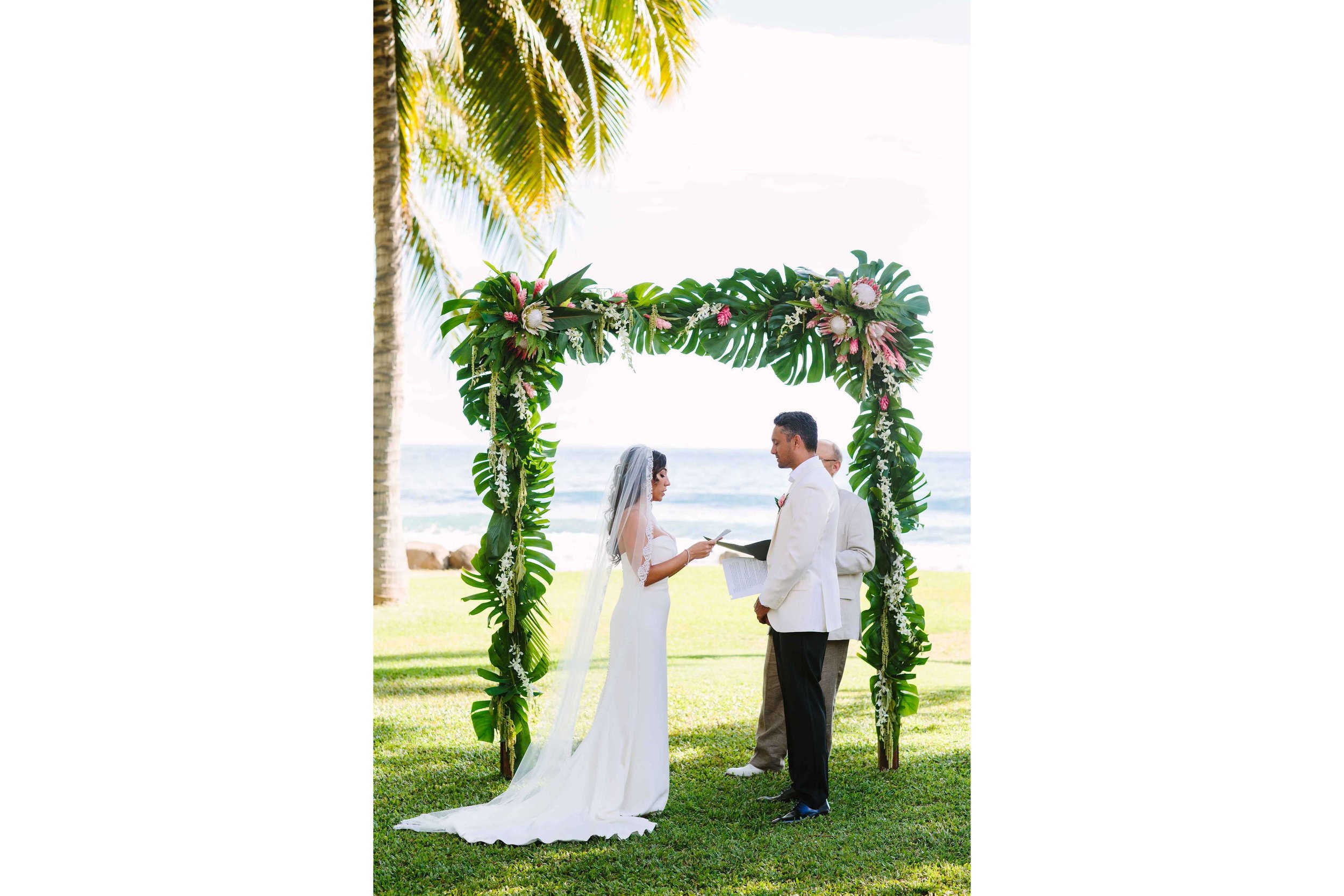 Maui Wedding Photography Ceremony 1112.jpg