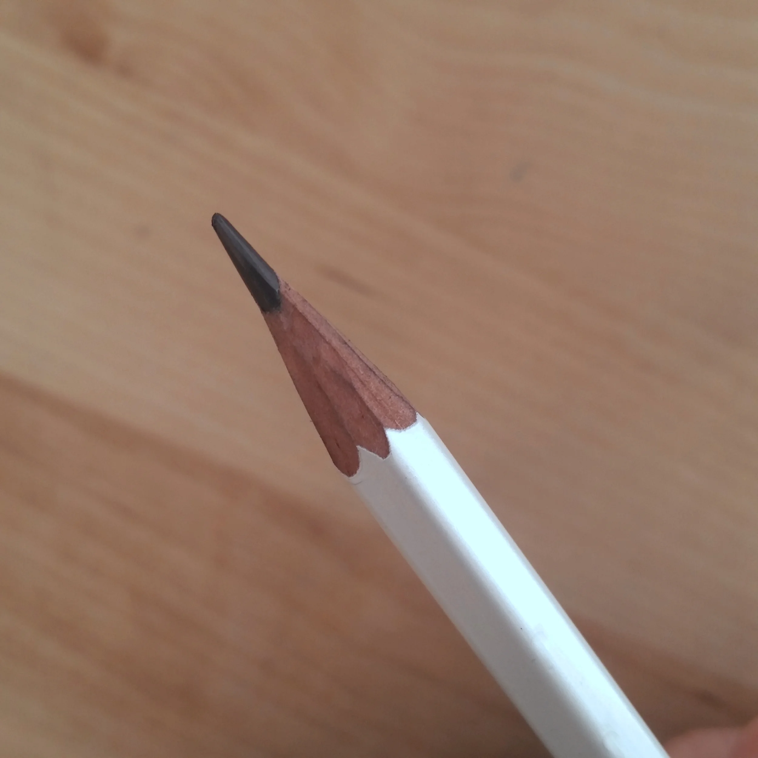 Pearl sharpened with a knife