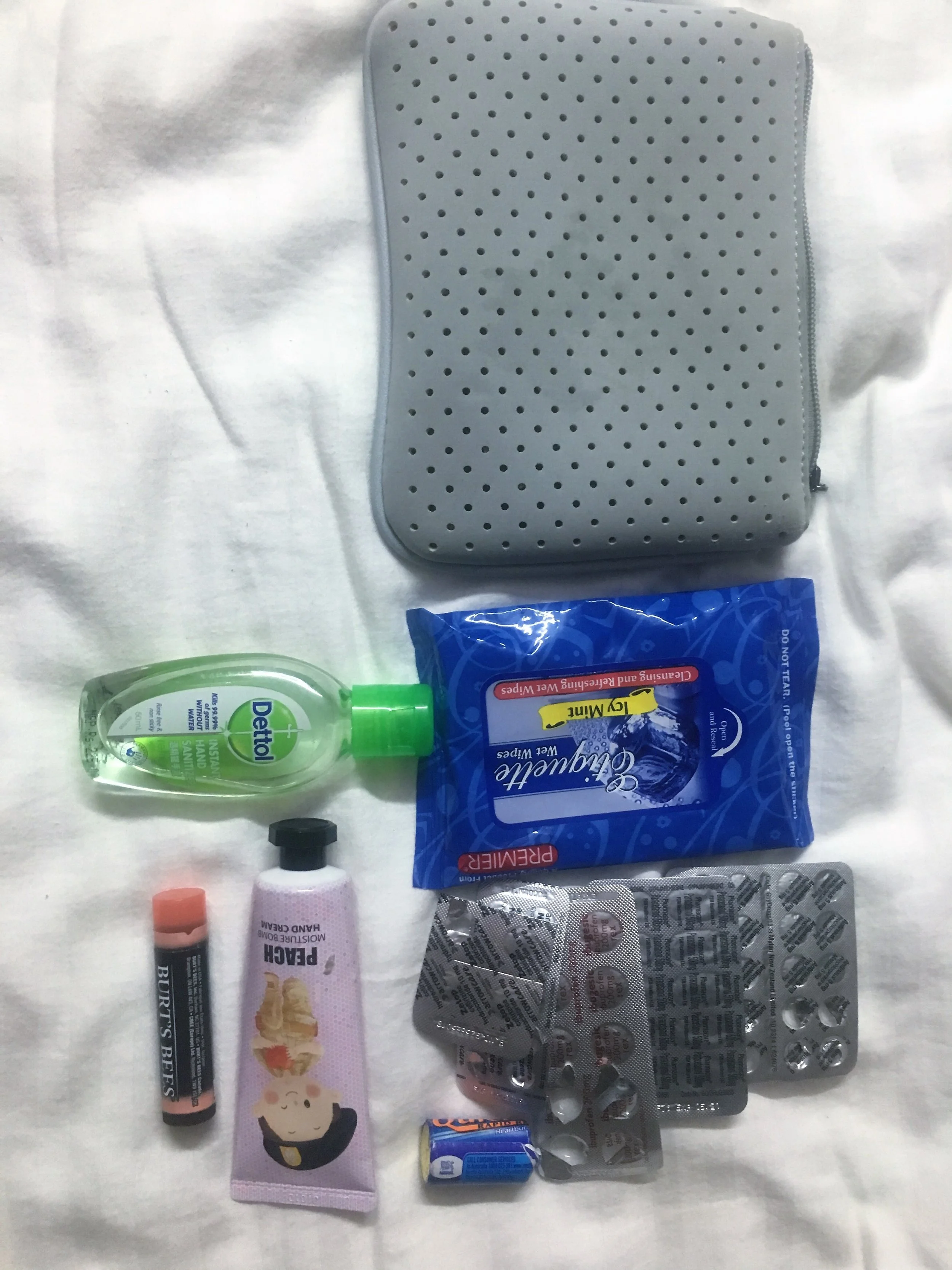 My little grey pouch unpacked