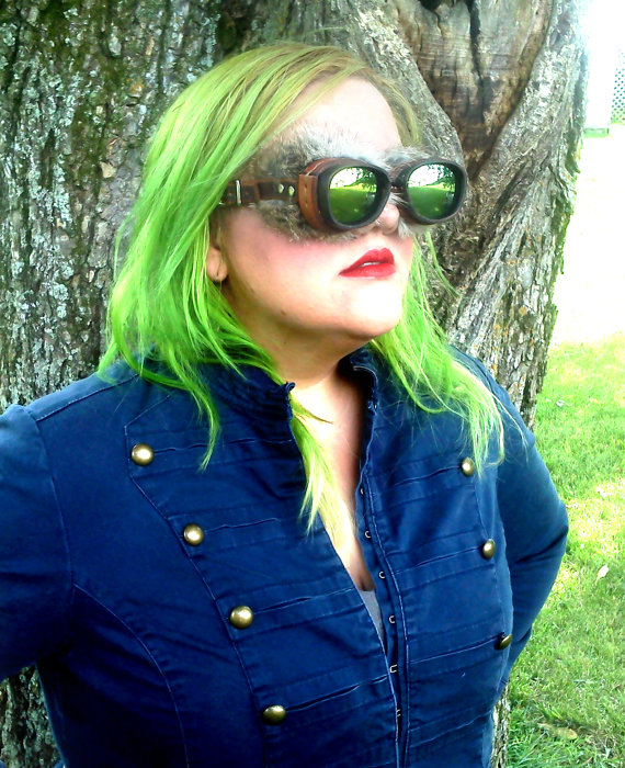 goggles model.jpeg
