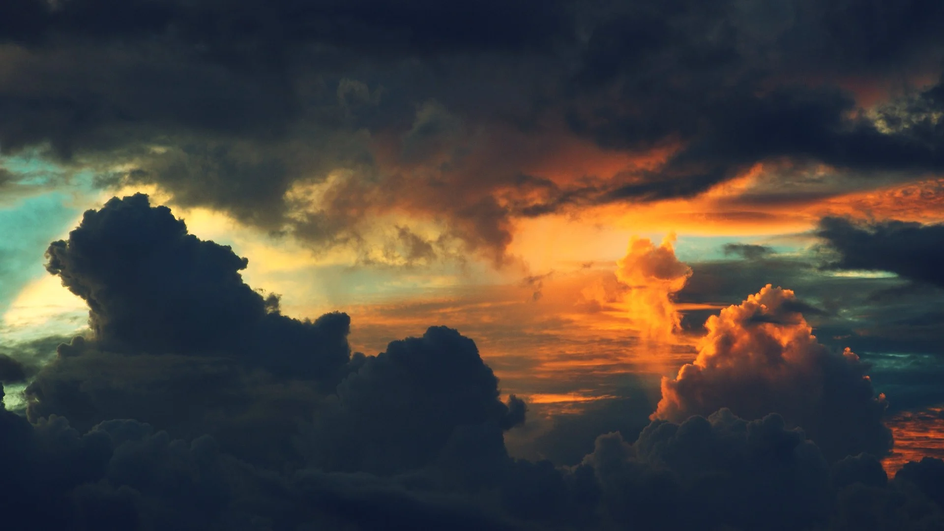 Attractive-High-Resolution-Wallpaper-Space-Image-Golden-Clouds-Picture.jpg