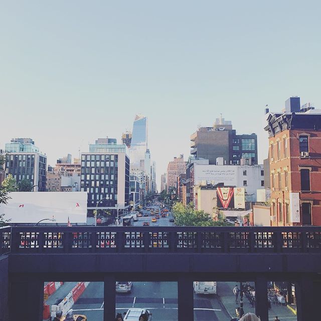 Sunday stroll before a very busy week! #Massox #LookFeelBe #HighLine #CoastToCoast #StartUp #ComingSoon #NYC