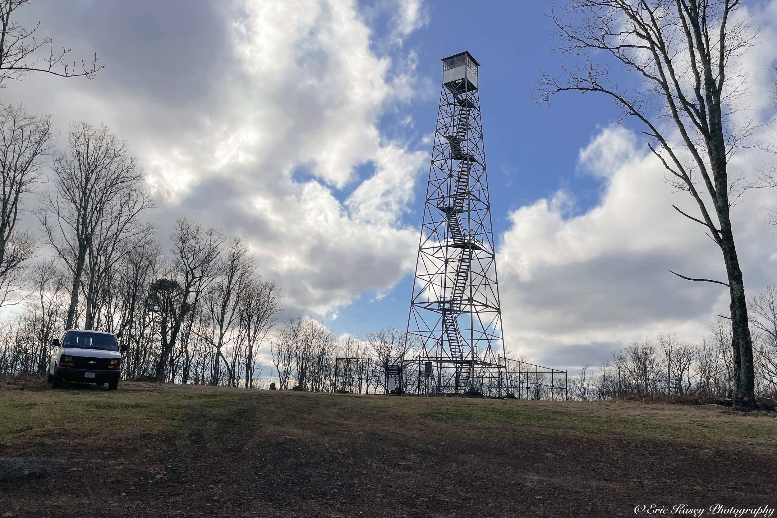 59 - Sounding Knob Fire Tower on April 3rd, 2022 (1).jpg