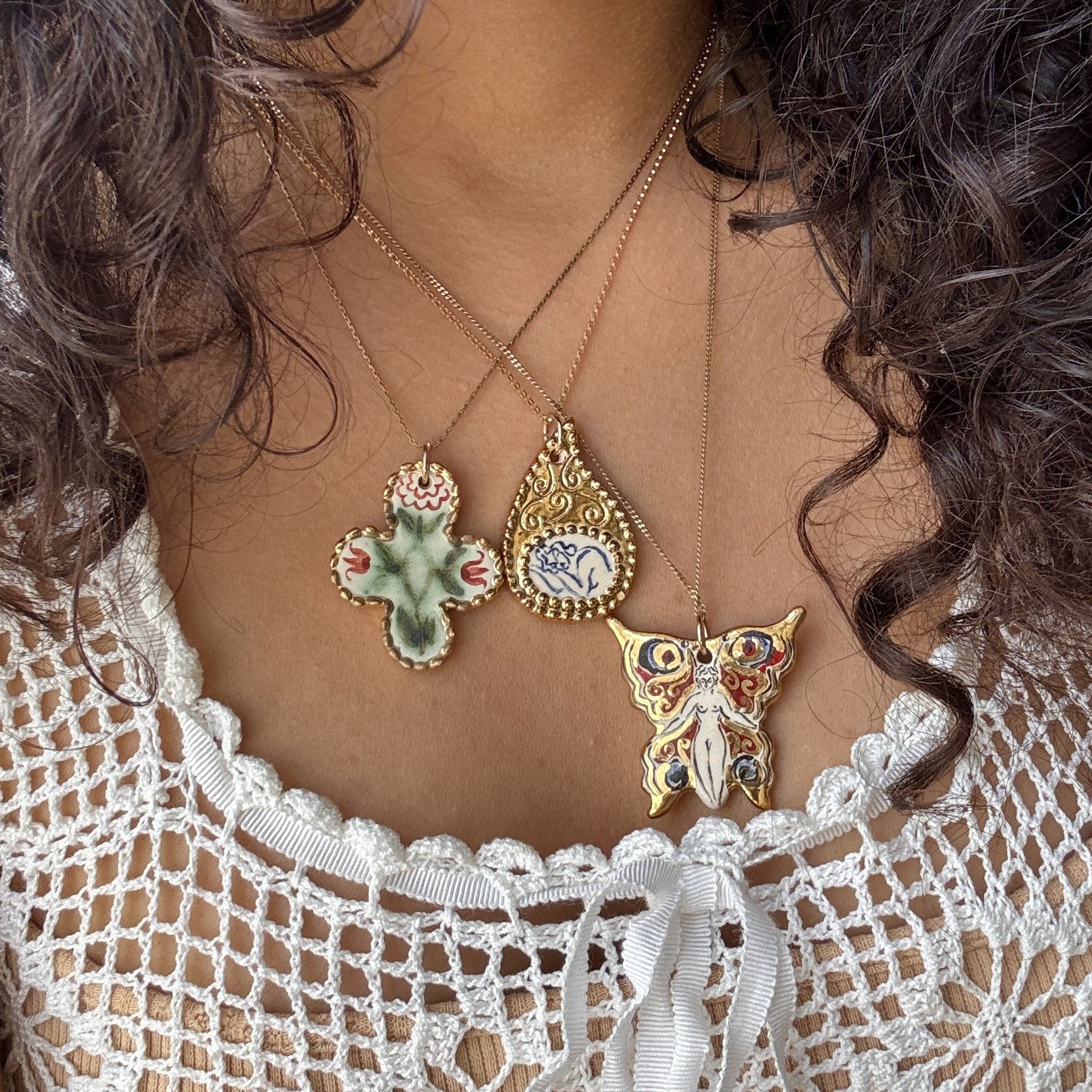 Motif Pendants