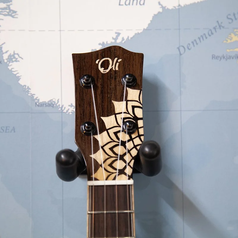 'Oli-X1SP-CCR-Cedar-Concert-Ukulele-2.jpg