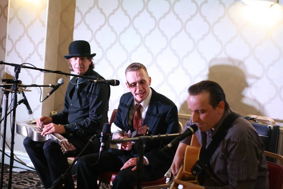 Ukulele Uff & the Lonesome Dave Trio