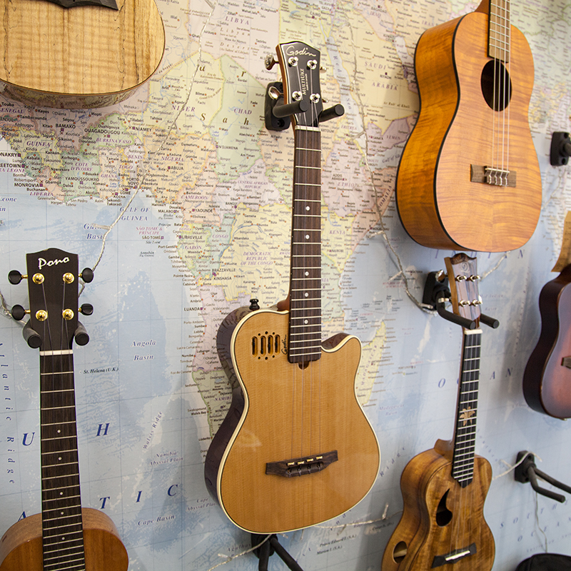 Godin-Multiuke-Tenor-Ukulele-Natural-1.jpg