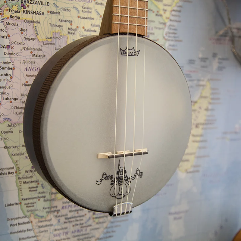 Magic-Fluke-Firefly-M80W-Soprano-Banjolele-2.jpg