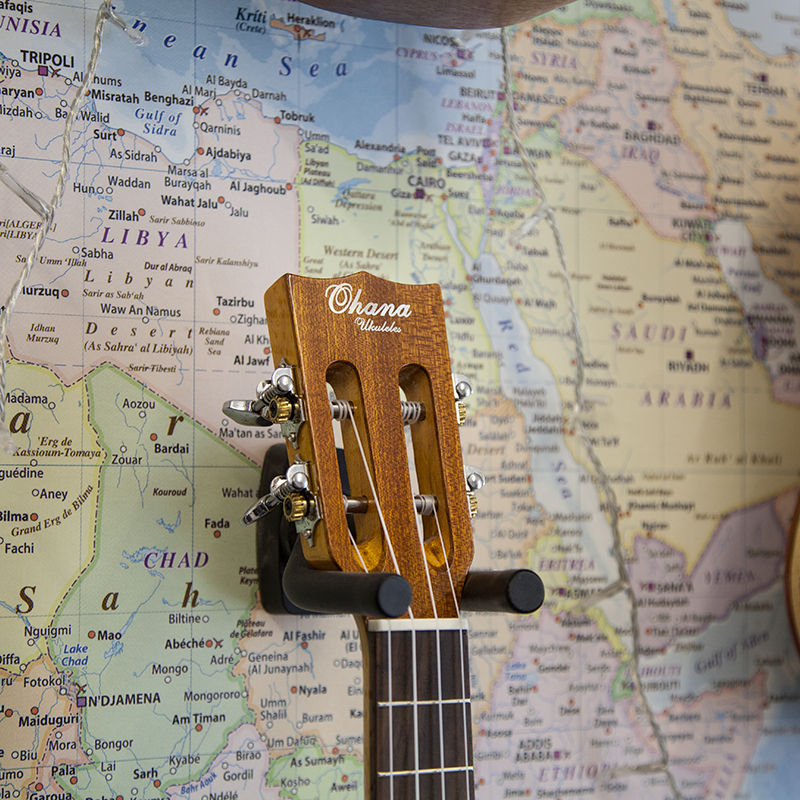 Ohana-BKT-70G-Tenor-Ukulele-2.jpg