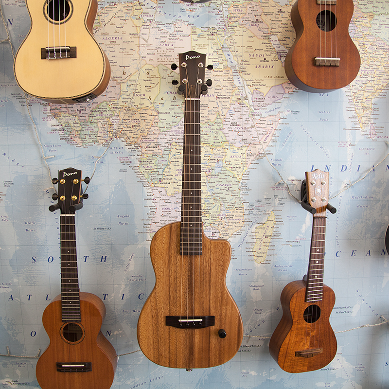 Pono-BE-ST-Steel-String-Electro-Tenor-Ukulele-1.jpg
