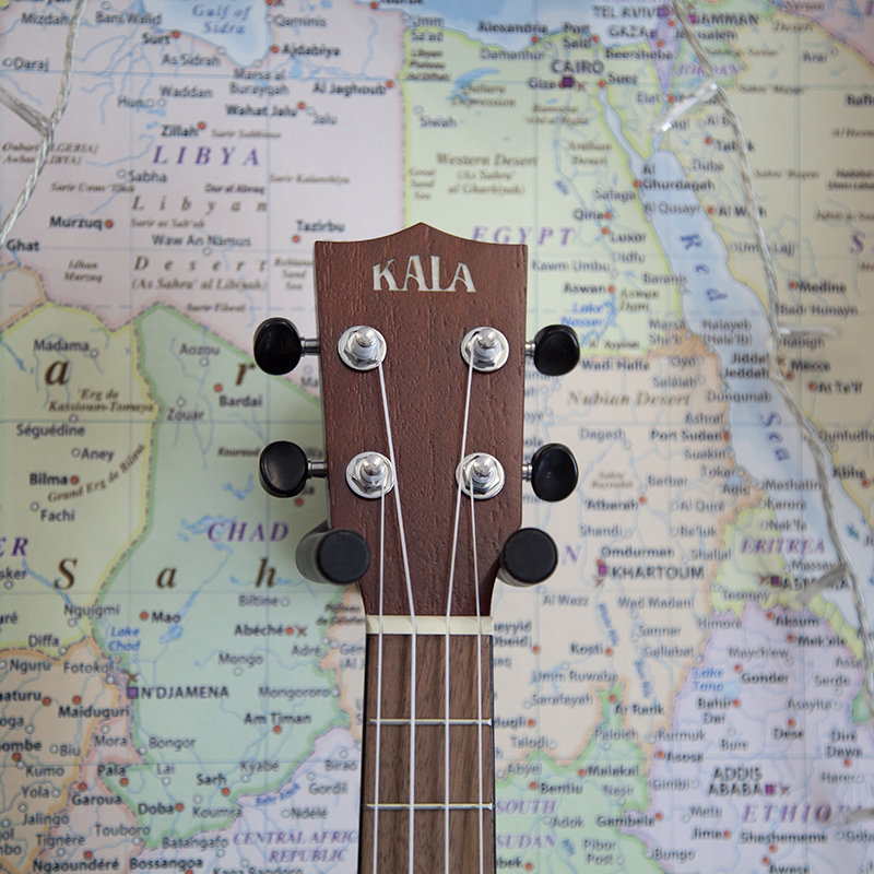 Kala-Brass-Resonator-Tenor-Ukulele-2.jpg