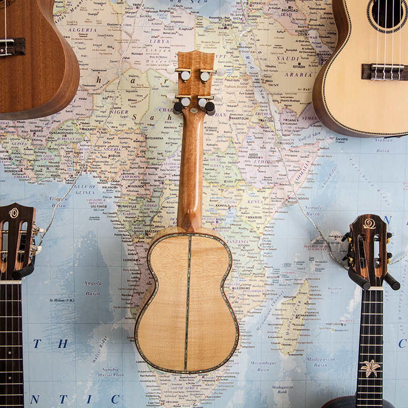 Ohana-SK-75G-Soprano-Ukulele-3.jpg