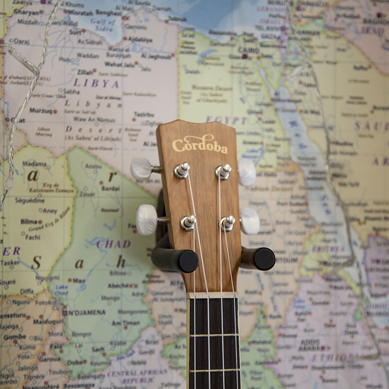 Cordoba-15TM-CE-Electro-Tenor-Ukulele-2.jpg