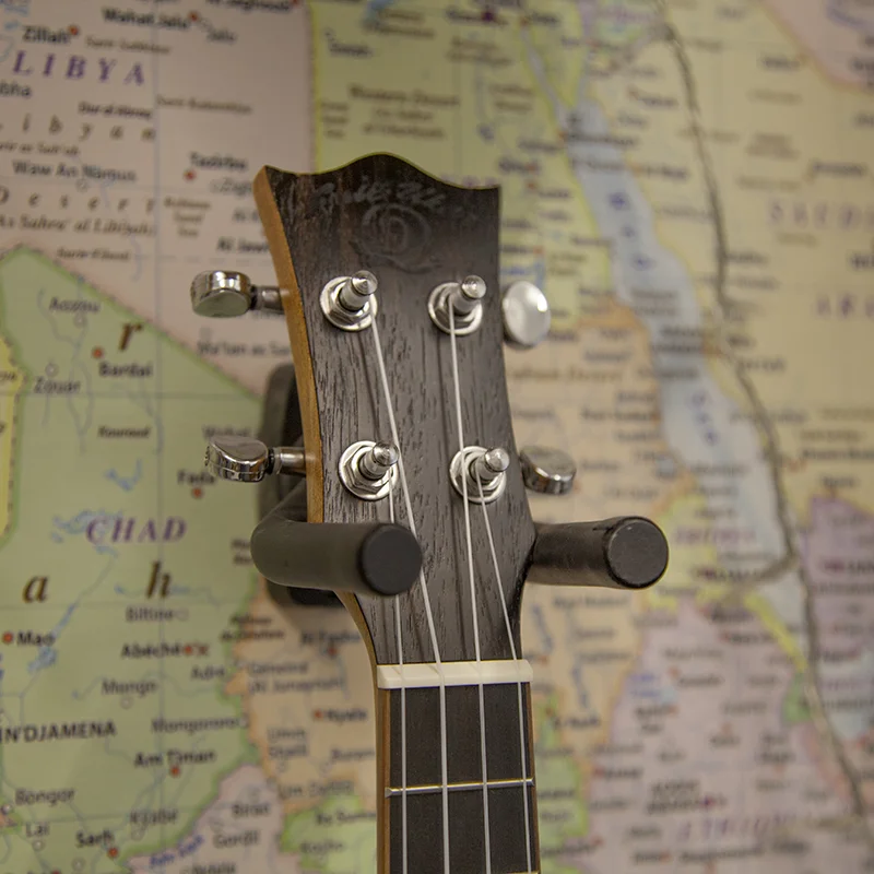 Snail UKC-E498-Concert-Ukulele-Ebony-2.jpg