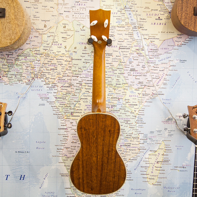 Ohana-SK-390-Koa-Soprano-Ukulele-3.jpg