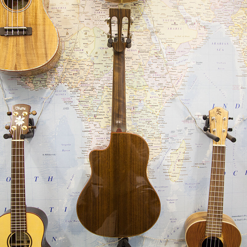 Uluru-Nehe-IIIC-All-Solid-Tenor-Ukulele-3.jpg