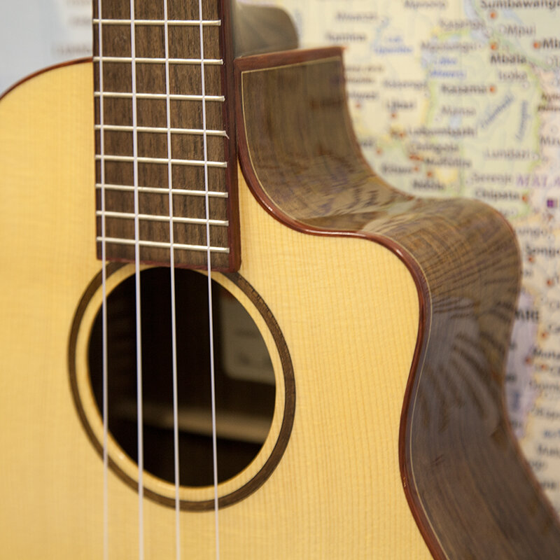 Uluru-Nehe-IIIC-All-Solid-Tenor-Ukulele-2.jpg