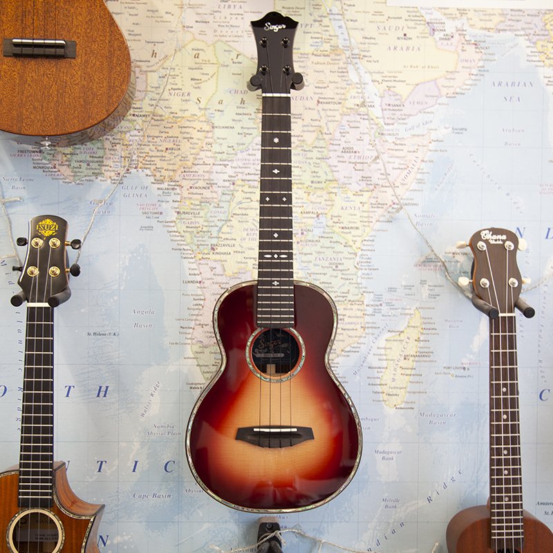 Singer-RT5R-CS-Cherry-Sunburst-Tenor-Ukulele.jpg