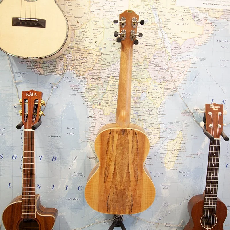 Sangle De Ukulele TIGER UAC4-RD - Pour Soprano, Concert, Tenor, Baritone - Avec Porte Plectre - Rouge
