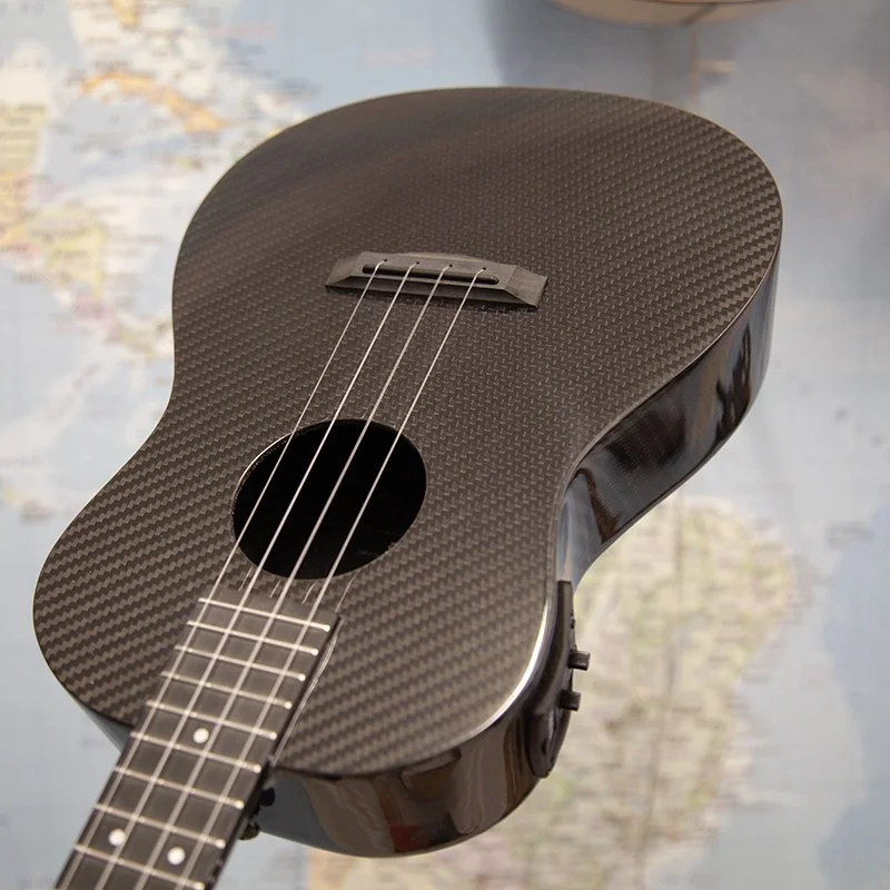 Ukulele In Fibra Di Carbonio RockJam 23 Pollici - Con Custodia, Capotasto E Corde Di Ricambio