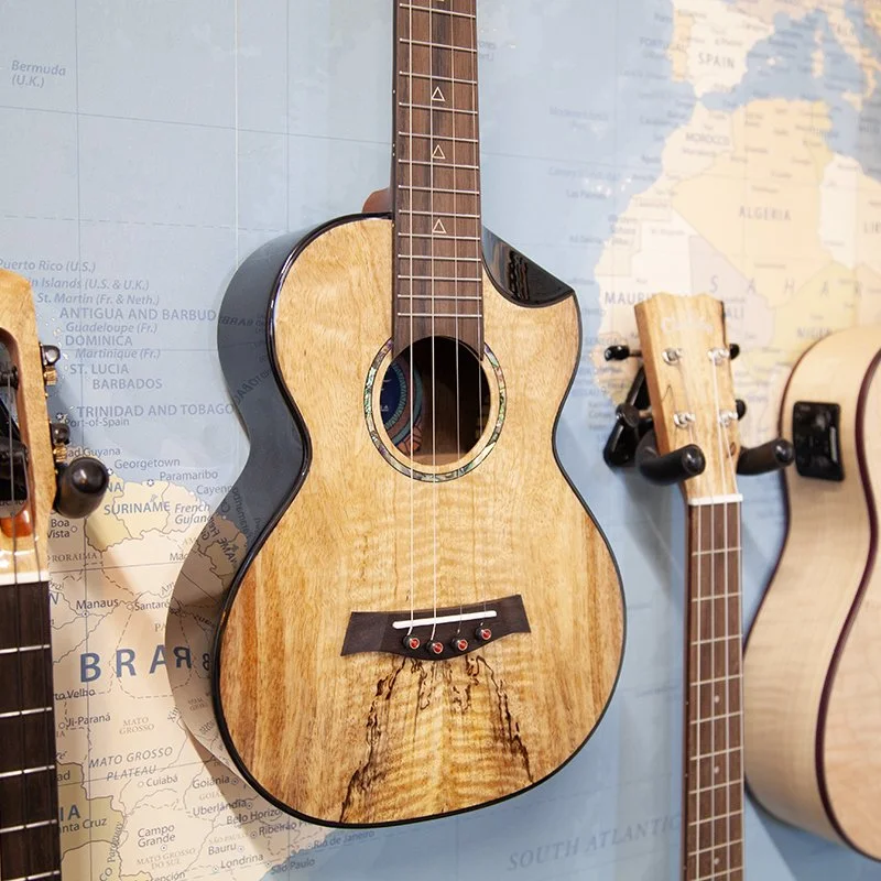 Flight-Maia-EQ-A-tenor-ukulele.jpg