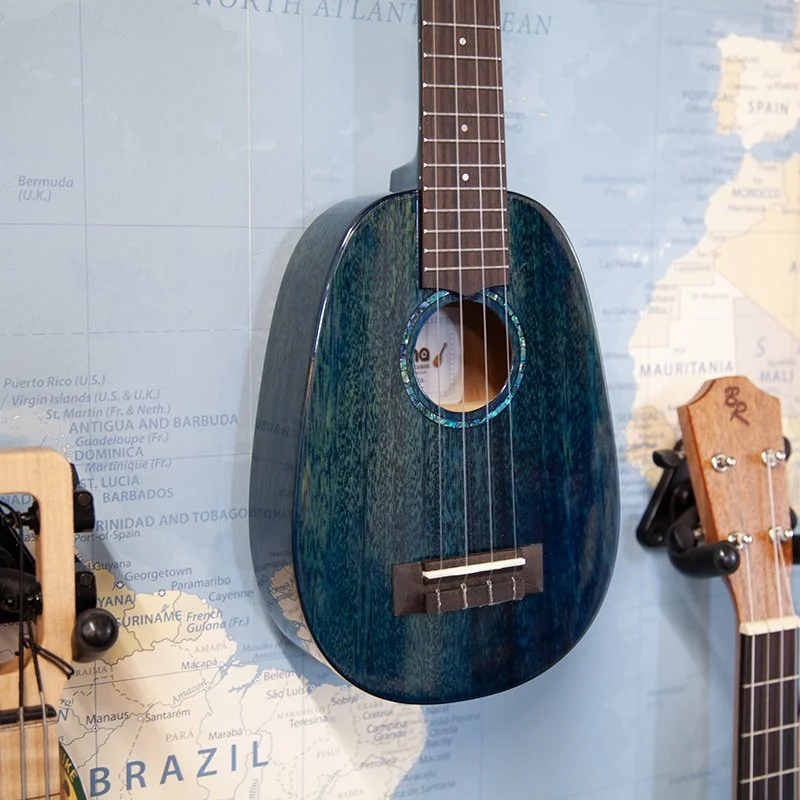 uma-uk-20ssp-Blue-Pineapple-Soprano-Ukulele-1.jpg