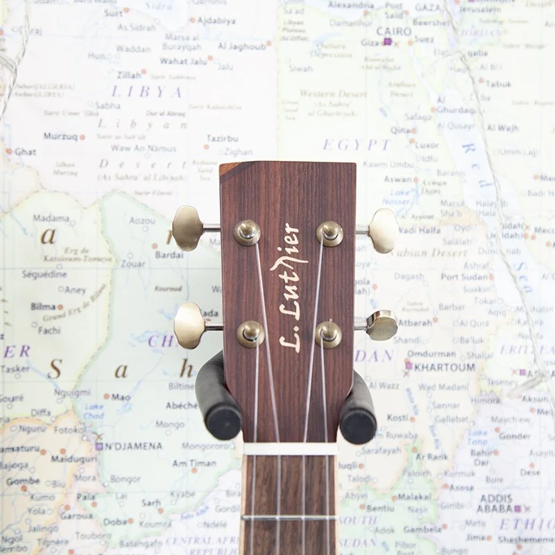 L.Luthier-Le-Maho-Electro-Tenor-Ukulele-2.jpg