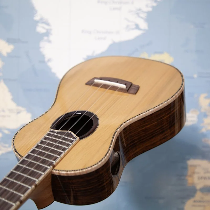 'Oli-X1SP-CCR-Cedar-Concert-Ukulele-4.jpg
