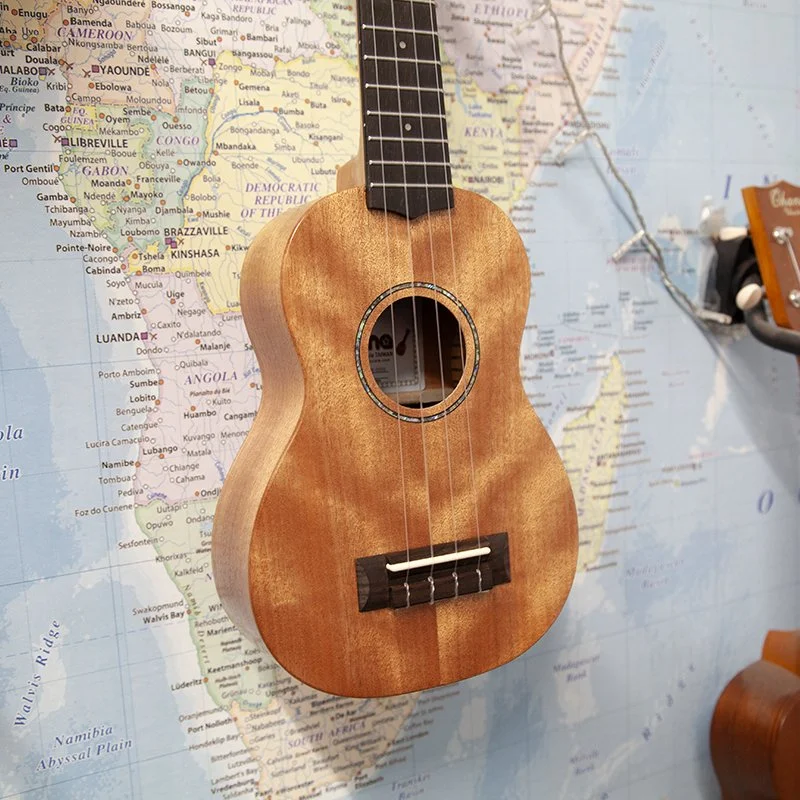 Uma-UK-05SS-Soprano-Ukulele-1.jpg
