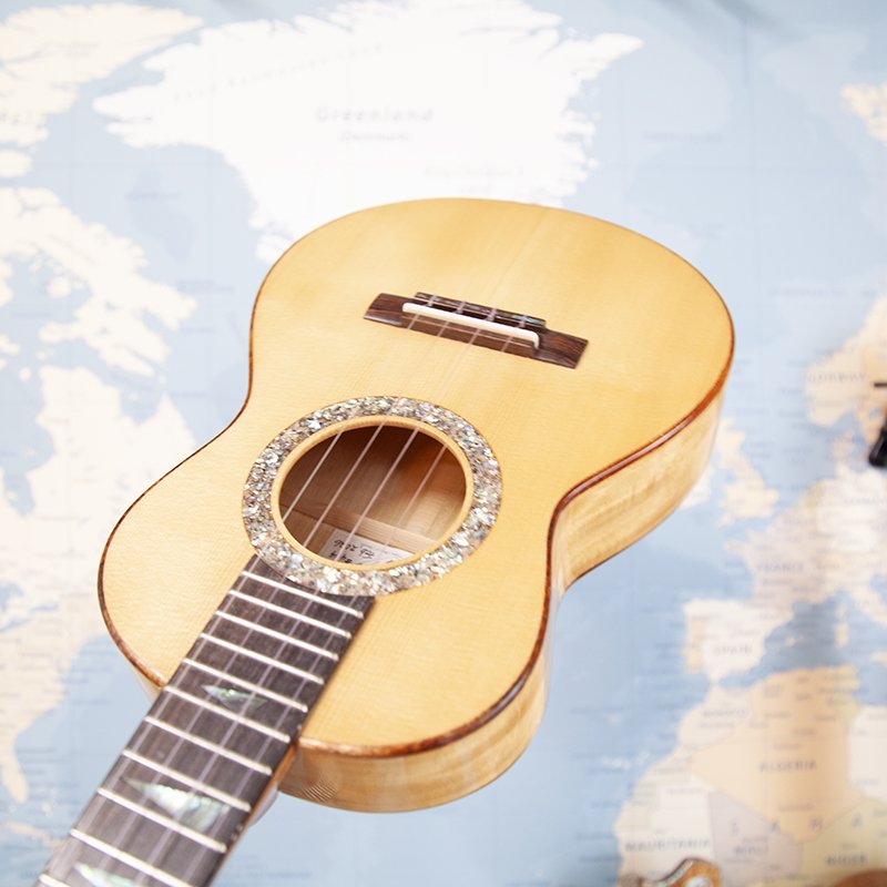 Da-Silva-Thin-Body-Tenor-Ukulele-1.jpg