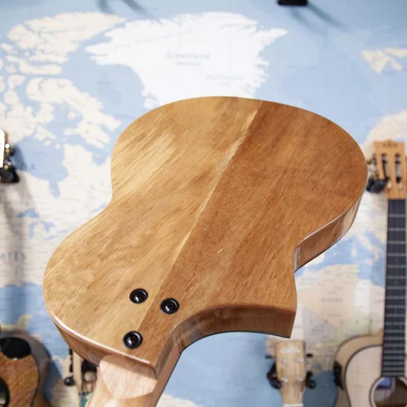 Flight-Aviator-QM-Baritone-Electro-Ukulele-5.jpg