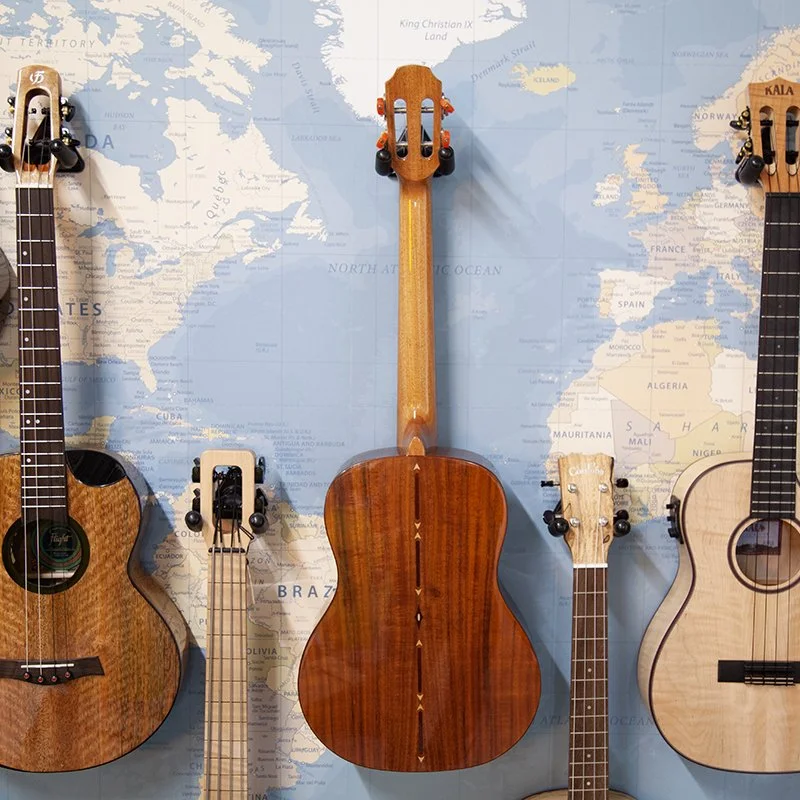Snail-S60B-Acacia-Baritone-Ukulele-3.jpg