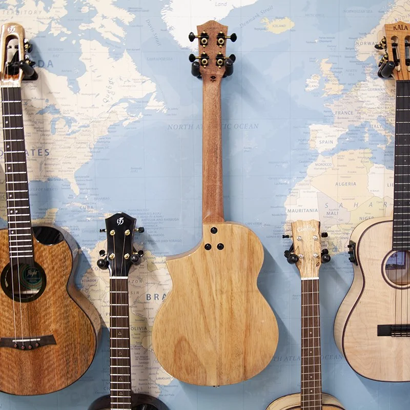 Flight-Aviator-QM-Baritone-Electro-Ukulele-3.jpg