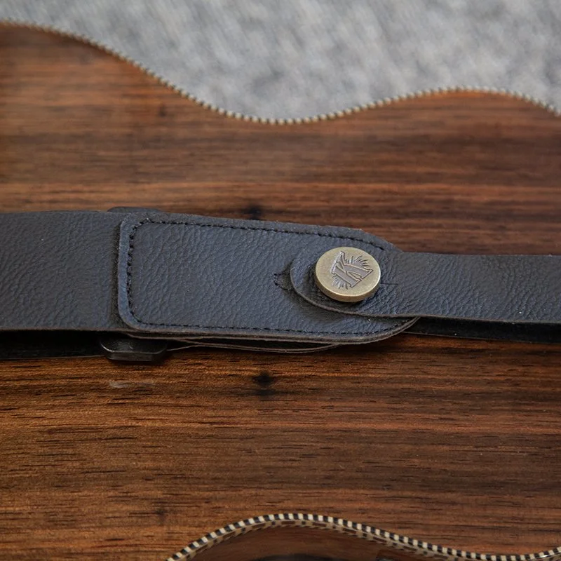 kala-Ukulele-strap-vegan-black-1.jpg