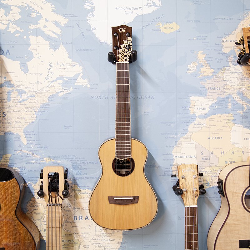'Oli-X1SP-CCR-Cedar-Concert-Ukulele.jpg