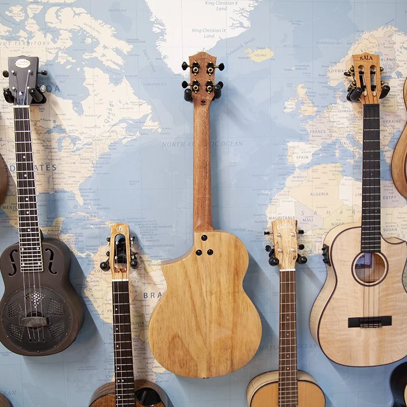 Flight-Aviator-QM-Tenor-Electro-Ukulele-3.jpg