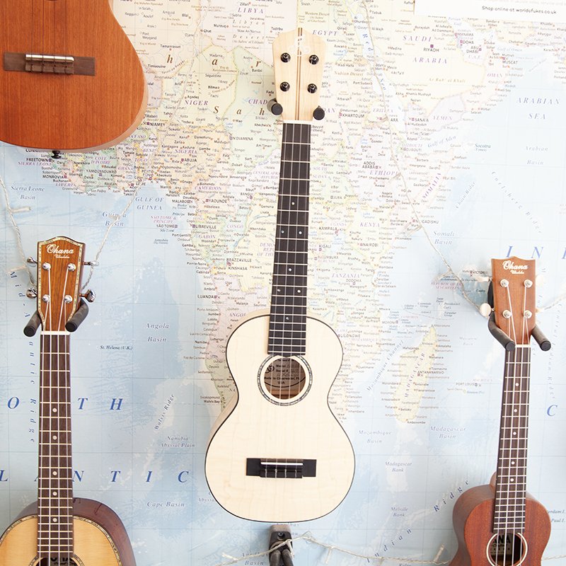 LoPrinzi-Maple-Super-Concert-Ukulele.jpg